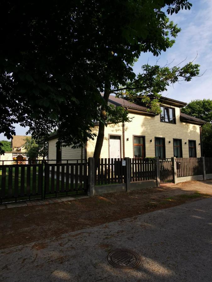 Silent Loft For Getaway Apartment เลียปาญา ภายนอก รูปภาพ